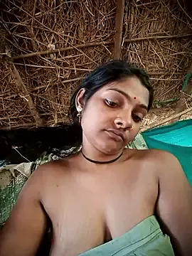 Cute_Mango on FreeCamNet Image 4