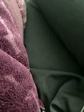 krysstal003 – webcam model profile photo Image 11