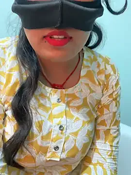 krysstal003 – webcam model profile photo Image 12