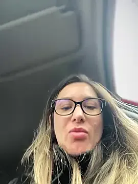 HotXMom Image 2