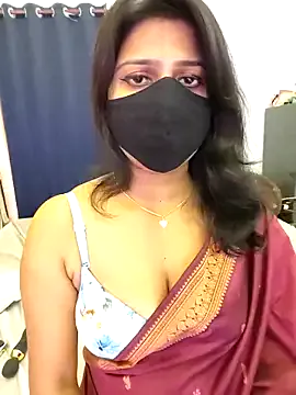  – webcam model profile photo Image 19