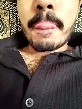  – webcam model profile photo Image 9