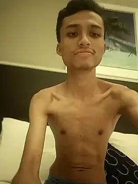  – webcam model profile photo Image 7