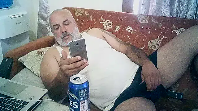 roouse – webcam model profile photo Image 13