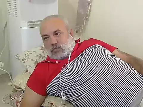 roouse – webcam model profile photo Image 18