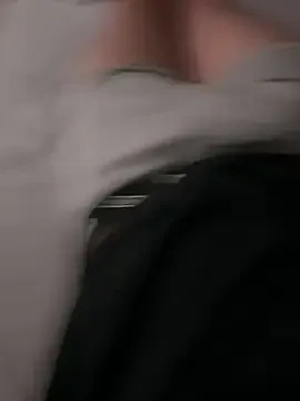 Mia--meow – webcam model profile photo Image 2