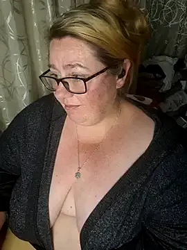 jenn_fit – webcam model profile photo Image 11