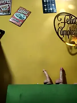 Mia--meow – webcam model profile photo Image 12