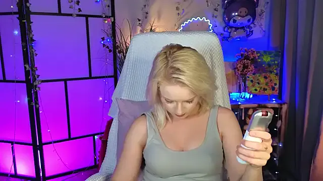 nathi_poyo – webcam model profile photo Image 3