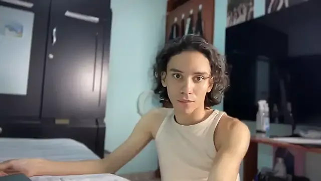 Nonchan_ – webcam model profile photo Image 6