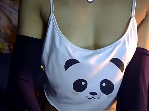 PumaShyXD – webcam model profile photo Image 7