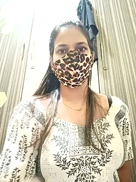 Nonchan_ – webcam model profile photo Image 9