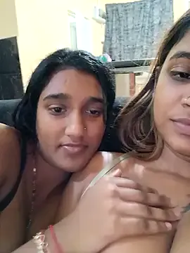roouse – webcam model profile photo Image 17