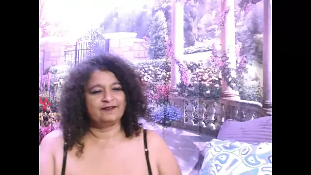 indianstar75 – webcam model profile photo