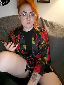 Mia--meow – webcam model profile photo Image 15