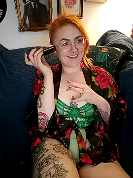 Mia--meow – webcam model profile photo Image 16