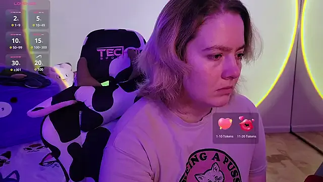 Megu_Melon – webcam model profile photo Image 3