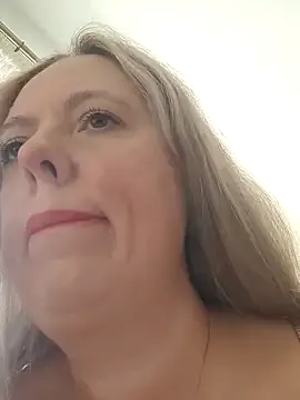 dirtypub – webcam model profile photo Image 3