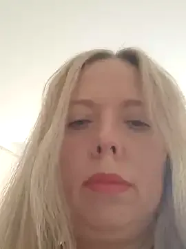 dirtypub – webcam model profile photo Image 6