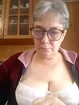 maataaan – webcam model profile photo Image 13