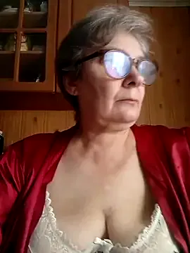 maataaan – webcam model profile photo Image 17