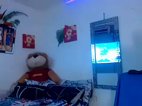 Mia--meow – webcam model profile photo Image 13