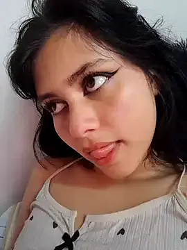 _MiaQueen_ – webcam model profile photo Image 4