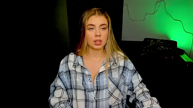 Hot_Mayra25 – webcam model profile photo Image 18