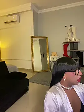 EvaaLane – webcam model profile photo Image 16