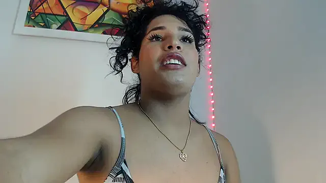 isabellaho1317 – webcam model profile photo