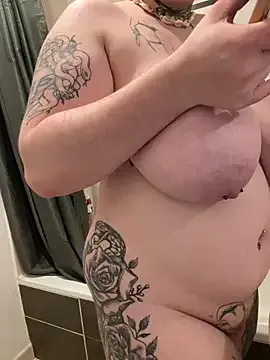  – webcam model profile photo Image 17
