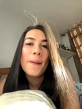 Isabella_Varella – webcam model profile photo Image 17