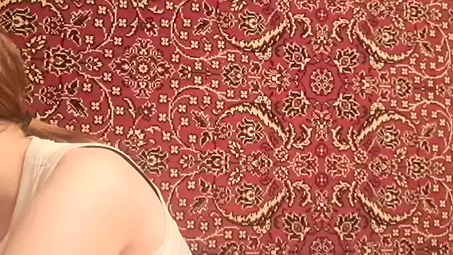 roouse – webcam model profile photo Image 3