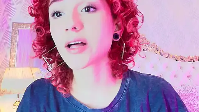 roouse – webcam model profile photo Image 3