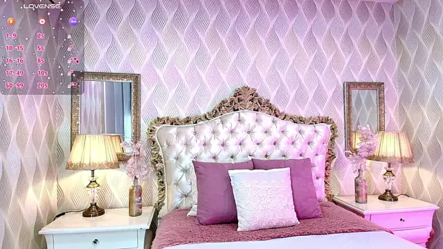 roouse – webcam model profile photo Image 9