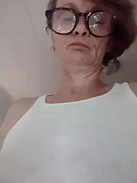 Nonchan_ – webcam model profile photo Image 5