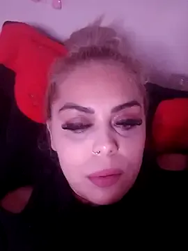 Laceyvipx – webcam model profile photo Image 14