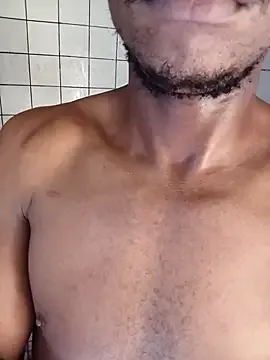  – webcam model profile photo Image 7