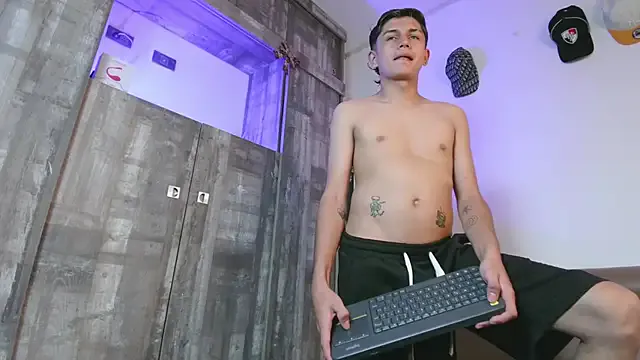 RussianWoman – webcam model profile photo Image 14