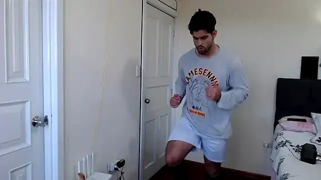 yuu-to-desu – webcam model profile photo Image 11