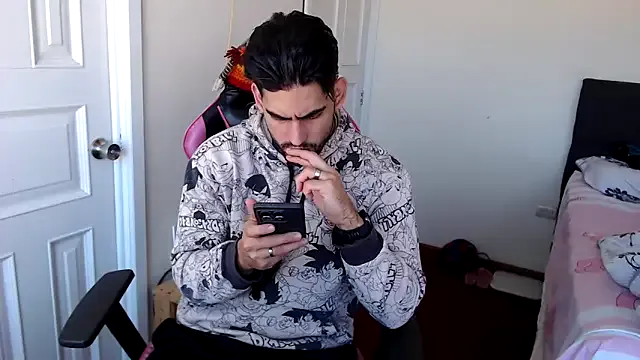 yuu-to-desu – webcam model profile photo Image 7