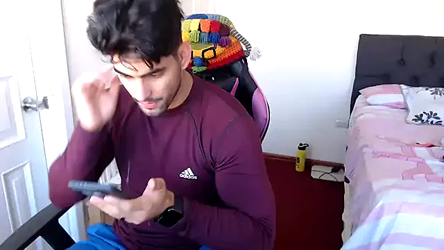 yuu-to-desu – webcam model profile photo Image 8