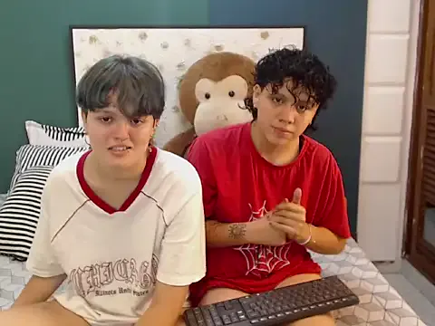 emma_andrew1 – webcam model profile photo Image 6