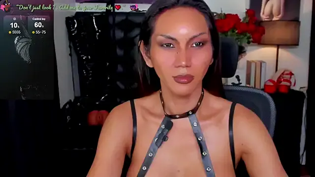 roouse – webcam model profile photo Image 4