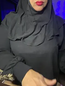 Nonchan_ – webcam model profile photo Image 18