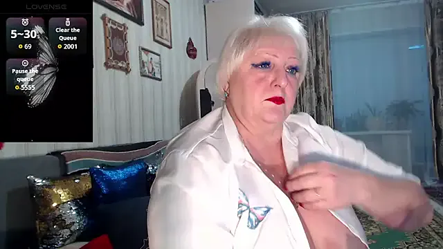 Megu_Melon – webcam model profile photo Image 13