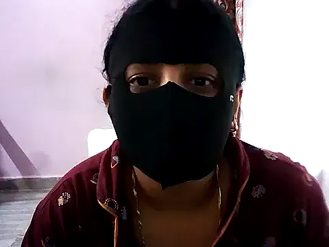 hina_porn – webcam model profile photo Image 8