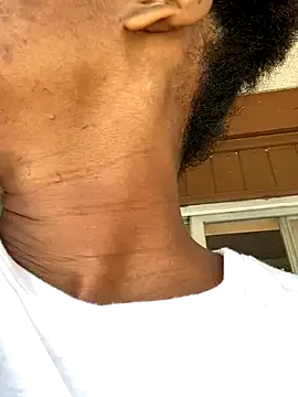 DollyTall – webcam model profile photo Image 13