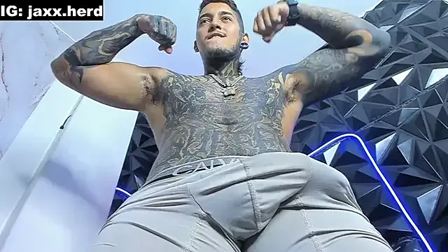 Take1668 – webcam model profile photo Image 11