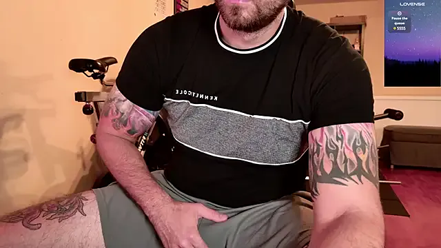  – webcam model profile photo Image 6
